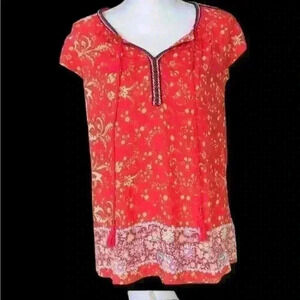 DR2 Ladies red blouse size M. Excellent condition no flaws. Lightweight Airy